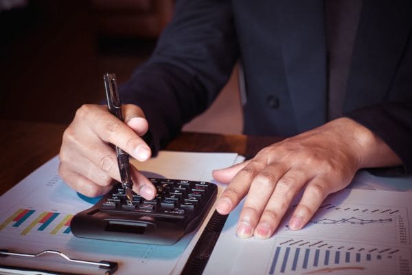 Simplifiez la gestion de vos dépenses professionnelles avec Cleemy